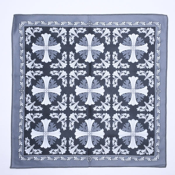 新品未使用 CHROME HEARTS クロムハーツ メガネ拭き アイウェアクロス CHプラス クロスボール ブラック ホワイト グレー 総柄 中古 4a006737