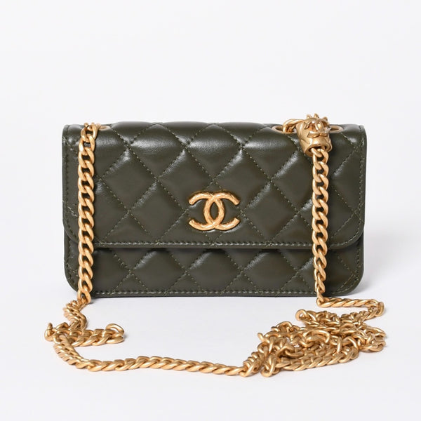 極美品 CHANEL シャネル アジャスタブル チェーンショルダーバッグ ランダム番台 ココマーク ラムスキン オリーブ ゴールド金具 中古 4a006774