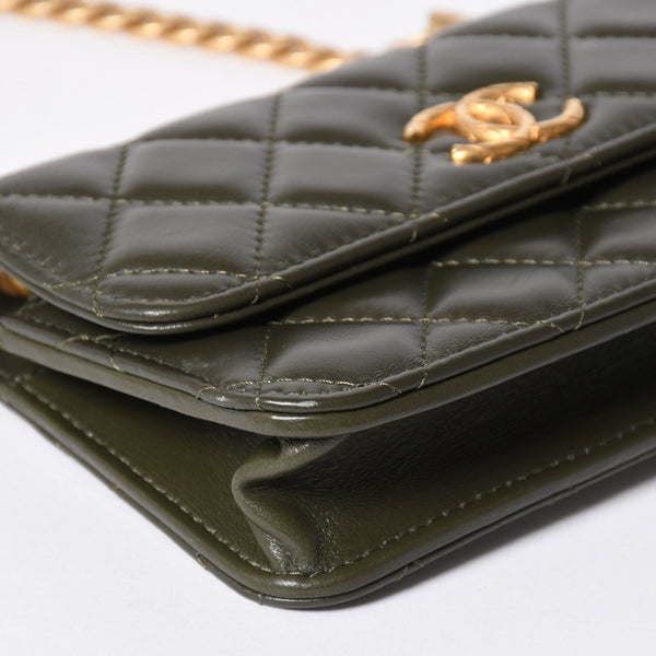 極美品 CHANEL シャネル アジャスタブル チェーンショルダーバッグ ランダム番台 ココマーク ラムスキン オリーブ ゴールド金具 中古 4a006774