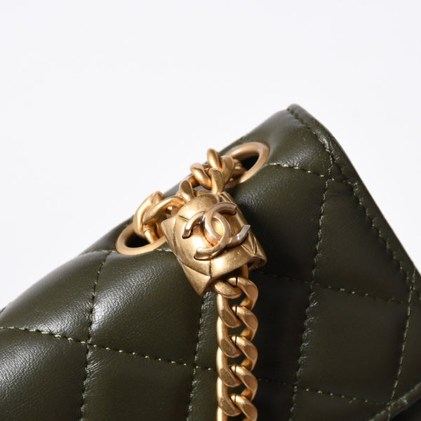 極美品 CHANEL シャネル アジャスタブル チェーンショルダーバッグ ランダム番台 ココマーク ラムスキン オリーブ ゴールド金具 中古 4a006774