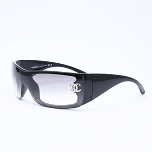 CHANEL シャネル サングラス アイウェア 5088-B c.501/8G サイズ120 ココマーク ラインストーン ブラック 美品 中古 4a006576