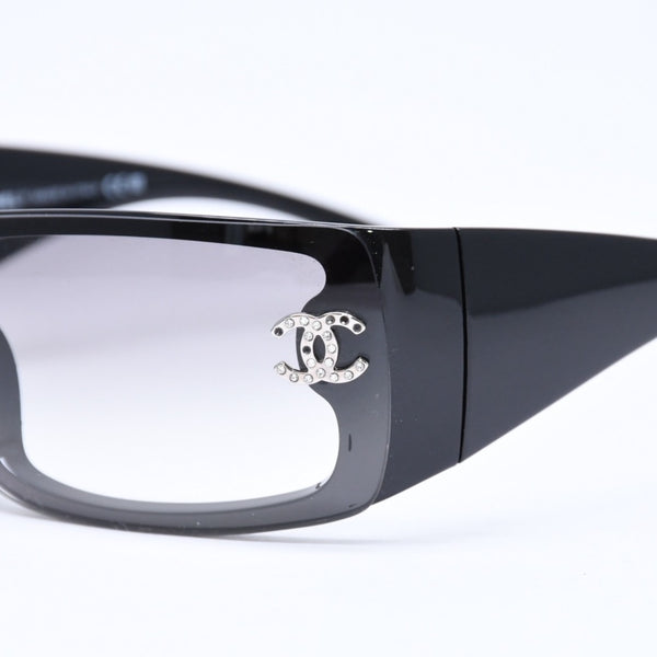CHANEL シャネル サングラス アイウェア 5088-B c.501/8G サイズ120 ココマーク ラインストーン ブラック 美品 中古 4a006576
