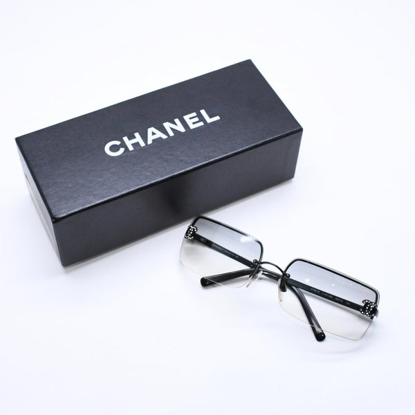 CHANEL シャネル ハーフリム サングラス アイウェア 4104-B c101/8G サイズ62□15 120 ココマーク ラインストーン 美品 中古 4a006786