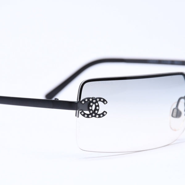 CHANEL シャネル ハーフリム サングラス アイウェア 4104-B c101/8G サイズ62□15 120 ココマーク ラインストーン 美品 中古 4a006786