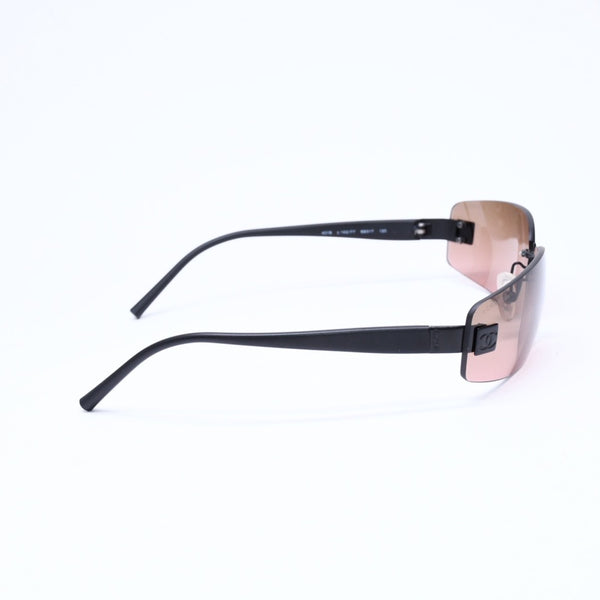 極美品 CHANEL シャネル リムレス サングラス アイウェア 4018 c.142/77 サイズ68□17 120 ココマーク マットブラック ブラウン 中古 4a006800