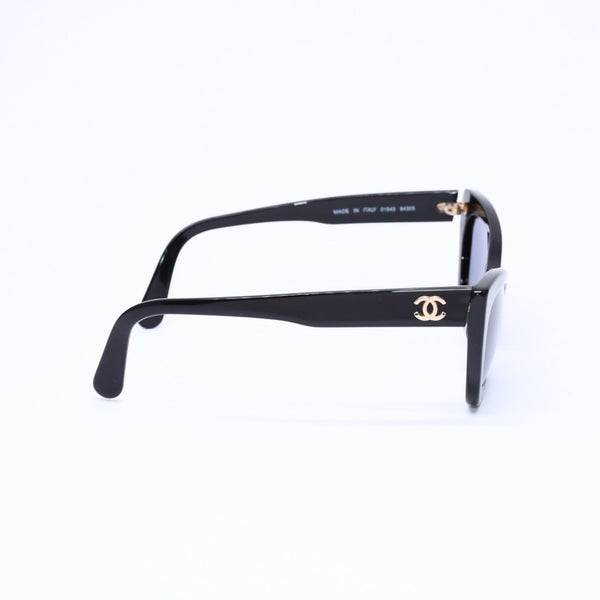 極美品 CHANEL シャネル キャッツアイ サングラス アイウェア 01943 94305 ココマーク ブラック ゴールド 中古 4a006799