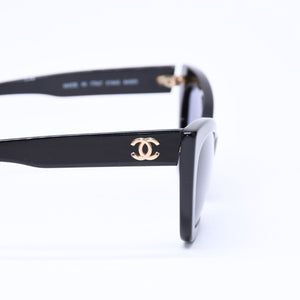 極美品 CHANEL シャネル キャッツアイ サングラス アイウェア 01943 94305 ココマーク ブラック ゴールド 中古 4a006799