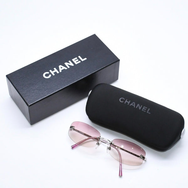 極美品 CHANEL シャネル リムレス サングラス アイウェア 4002 c.124/58 サイズ57□19 130 ココマーク ピンク グラデーション 中古 4a006801