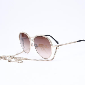 極美品 CHANEL シャネル チェーン付き サングラス 4242 イタリア製 メタル ゴールド金具 サイズ 55◻︎17 中古 4a006788