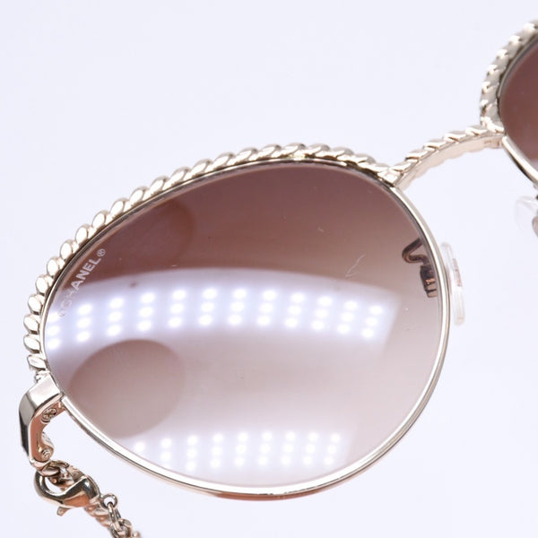 極美品 CHANEL シャネル チェーン付き サングラス 4242 イタリア製 メタル ゴールド金具 サイズ 55◻︎17 中古 4a006788