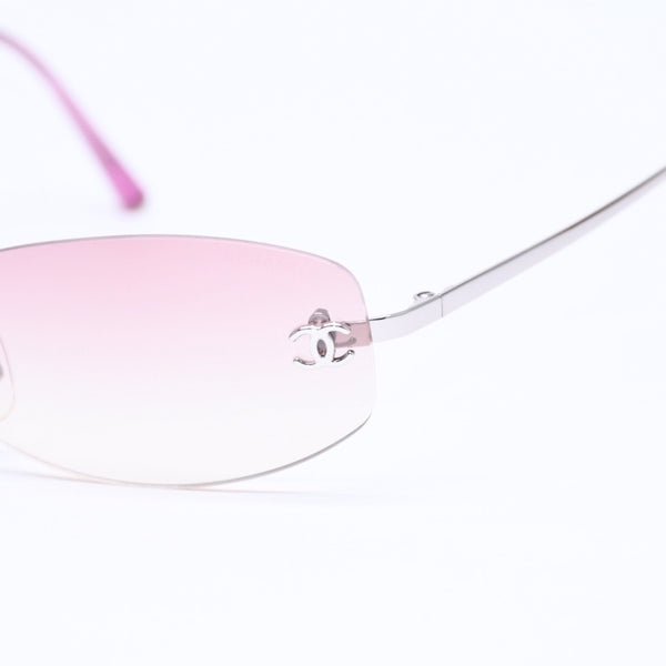 極美品 CHANEL シャネル リムレス サングラス アイウェア 4002 c.124/58 サイズ57□19 130 ココマーク ピンク グラデーション 中古 4a006801