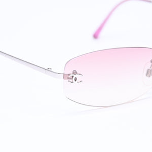 極美品 CHANEL シャネル リムレス サングラス アイウェア 4002 c.124/58 サイズ57□19 130 ココマーク ピンク グラデーション 中古 4a006801