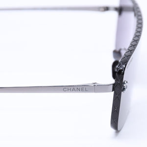 極美品 CHANEL シャネル シールド シェイプ サングラス ココマーク 4293 イタリア製 GP プラスチック ブラック 中古 4a006570