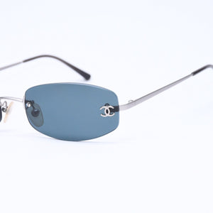 CHANEL シャネル リムレス サングラス アイウェア 4002 c.103/71 サイズ54□19 130 ココマーク シルバー ブラック 美品 中古 4a006782