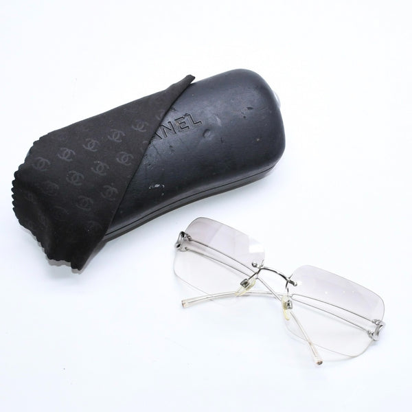 極美品 CHANEL シャネル リムレス サングラス サイドココマーク クリア SVフレーム メタル サイズ62◻︎16 中古 4a006810