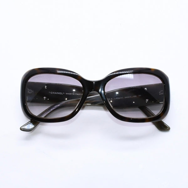 極美品 CHANEL シャネル サングラス アイウェア 5102-A c.653/11 サイズ54□17 135 ココマーク べっ甲カラー 中古 4a006798