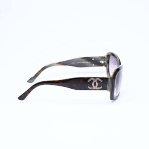 極美品 CHANEL シャネル サングラス アイウェア 5102-A c.653/11 サイズ54□17 135 ココマーク べっ甲カラー 中古 4a006798