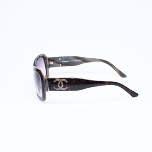 極美品 CHANEL シャネル サングラス アイウェア 5102-A c.653/11 サイズ54□17 135 ココマーク べっ甲カラー 中古 4a006798