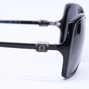 極美品 CHANEL シャネル サングラス アイウェア サイドココマーク サイズ61◻︎16 ブラック シルバー金具 5216 c.501/3F 中古 4a006811