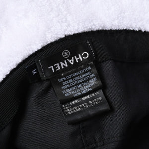 極美品 CHANEL シャネル ココマーク テリークロス バケットハット Mサイズ ホワイト CCマーク ブラックメタル金具 コットンパイル 中古 4a007148