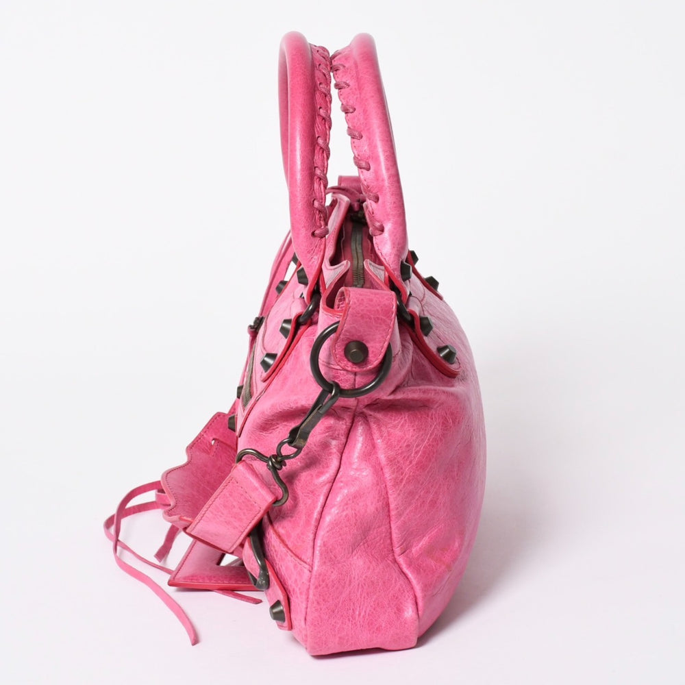 極美品 BALENCIAGA バレンシアガ ザ ファースト ハンドバッグ ショルダーバッグ 103208 ラムスキン ピンク メタルブラック金具 2way 中古 4a006911