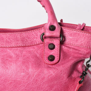 極美品 BALENCIAGA バレンシアガ ザ ファースト ハンドバッグ ショルダーバッグ 103208 ラムスキン ピンク メタルブラック金具 2way 中古 4a006911
