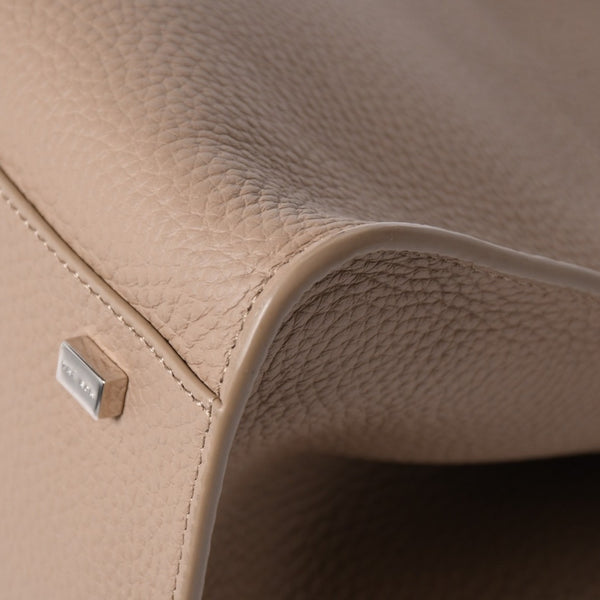 極美品 THE ROW ザ ロウ SOFT MARGAUX 10 ソフトマルゴー10 2WAYバッグ W1190L133 カーフスキン サンドベージュ 中古 4a006860
