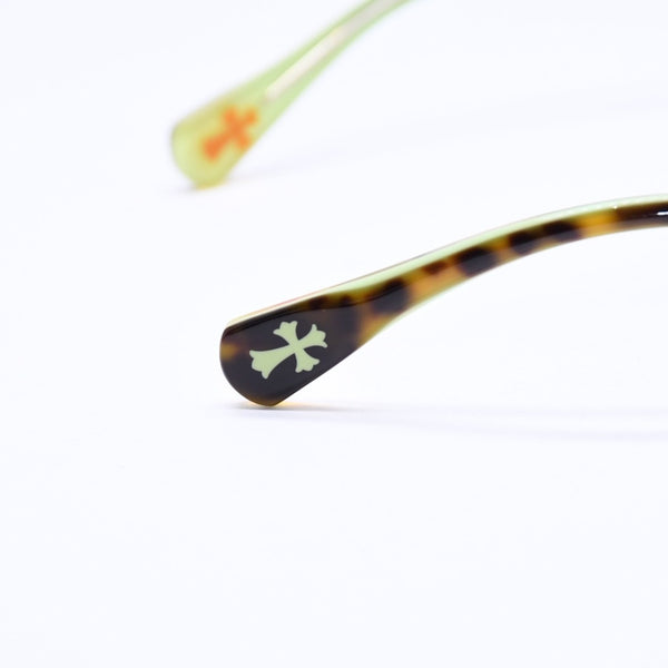 極美品 CHROME HEARTS クロムハーツ SPREAD 伊達メガネ アイウェア サイズ52□15-133 CHクロス装飾 べっ甲カラー グリーン 中古 4a006891