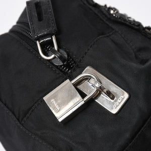 PRADA プラダ ハンドバッグ イヴニングハート BN1134 トライアングルロゴ ナイロン ブラック シルバー金具 美品 中古 4a004852