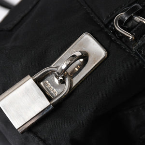 PRADA プラダ ハンドバッグ イヴニングハート BN1134 トライアングルロゴ ナイロン ブラック シルバー金具 美品 中古 4a004852