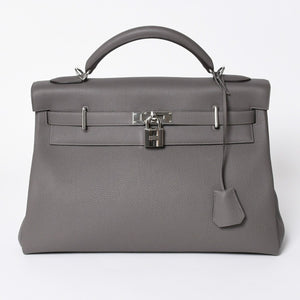 新品同様 HERMES エルメス Maxi Kelly 42 マキシケリー 42 ハンドバッグ K刻印 トゴ エタン SV金具 2025年製 内縫い 中古 4a006899