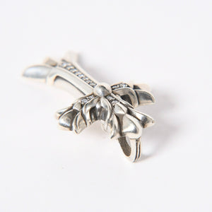 極美品 CHROME HEARTS クロムハーツ DOUBLE CH CROSS SMALL P/D スモール ダブルCHクロス ペンダントトップ 重量約16.50g ダイヤ 中古 4a006902