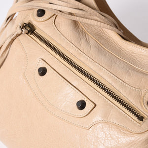 極美品 BALENCIAGA バレンシアガ 2WAY ハンドバッグ ショルダーバッグ シティ ザ・タウン 240579 ベージュ 中古 4a006914