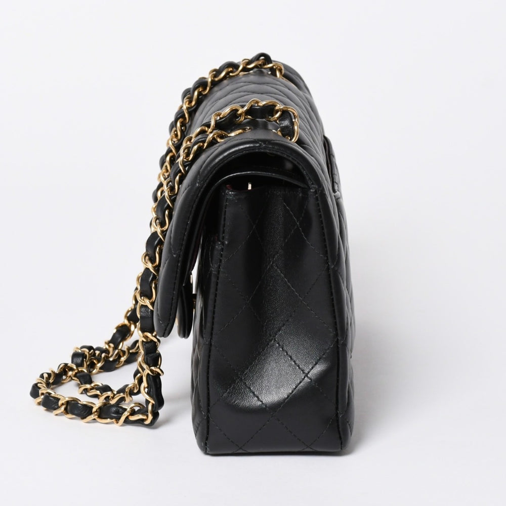 極美品 CHANEL シャネル マトラッセ25 Wフラップ Wチェーンショルダーバッグ ランダム番台 ココマーク ラムスキン ブラック 中古 4a006814