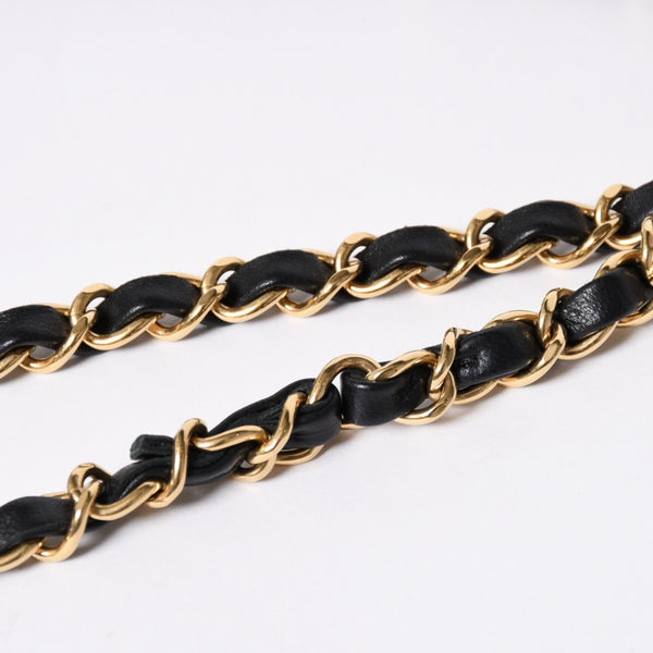 極美品 CHANEL シャネル マトラッセ25 Wフラップ Wチェーンショルダーバッグ ランダム番台 ココマーク ラムスキン ブラック 中古 4a006814