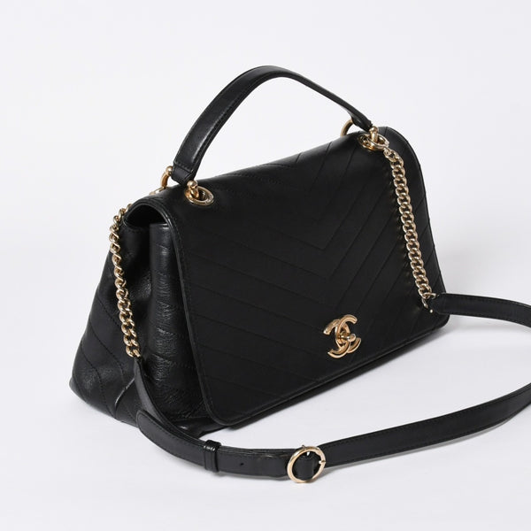 極美品 CHANEL シャネル シェブロン 2WAYチェーンショルダーバッグ 25番台 ココマーク カーフレザー Vステッチ ゴールド金具 中古 4a006757