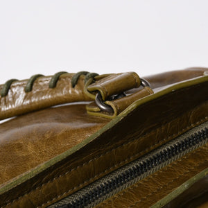 極美品 BALENCIAGA バレンシアガ ザ シティ ハンドバッグ 115748 カーキ オリーブ シルバー金具 中古 4a006918