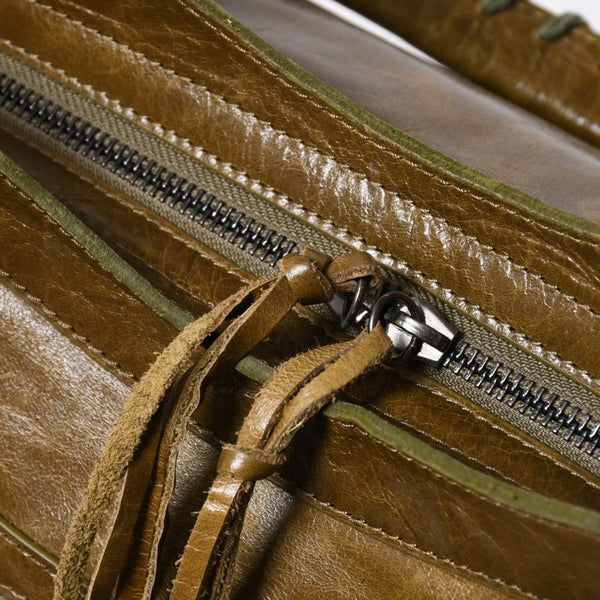 極美品 BALENCIAGA バレンシアガ ザ シティ ハンドバッグ 115748 カーキ オリーブ シルバー金具 中古 4a006918