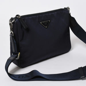 極美品 PRADA プラダ ショルダーバッグ トライアングルロゴ ナイロン レザー ネイビー シルバー金具 中古 4a006942