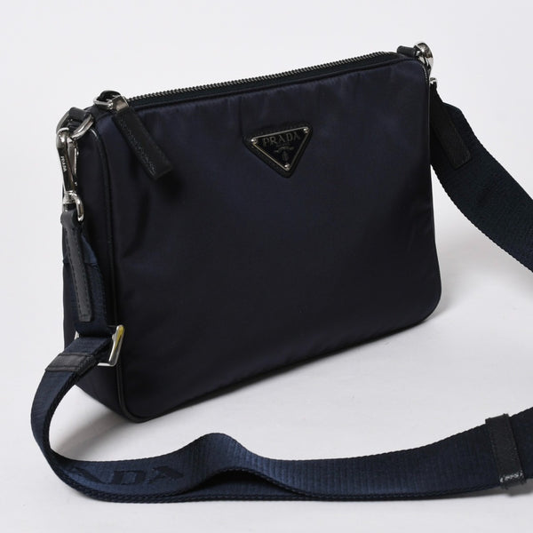 極美品 PRADA プラダ ショルダーバッグ トライアングルロゴ ナイロン レザー ネイビー シルバー金具 中古 4a006942