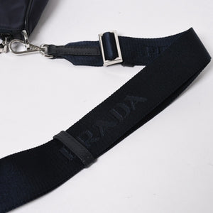 極美品 PRADA プラダ ショルダーバッグ トライアングルロゴ ナイロン レザー ネイビー シルバー金具 中古 4a006942