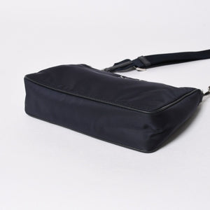 極美品 PRADA プラダ ショルダーバッグ トライアングルロゴ ナイロン レザー ネイビー シルバー金具 中古 4a006942