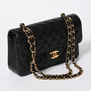 極美品 CHANEL シャネル マトラッセ23 Wフラップ Wチェーンショルダーバッグ 28番台 ココマーク キャビアスキン ブラック 中古 4a007112