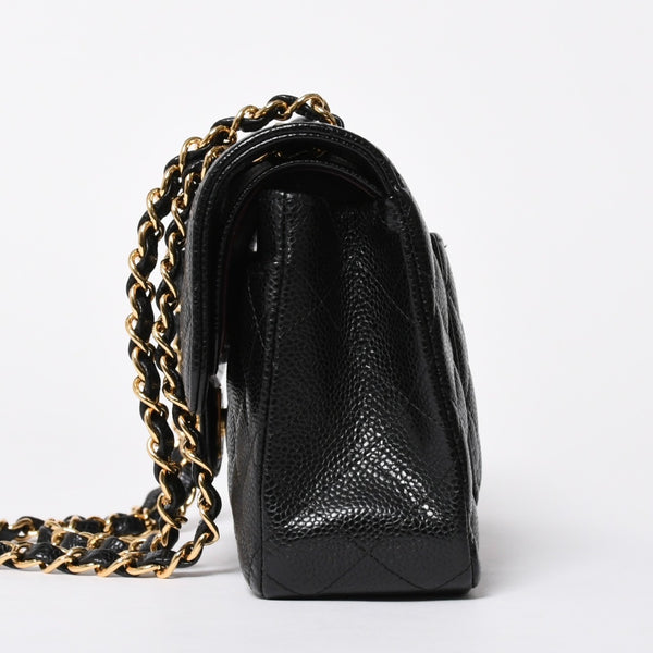 極美品 CHANEL シャネル マトラッセ23 Wフラップ Wチェーンショルダーバッグ 28番台 ココマーク キャビアスキン ブラック 中古 4a007112