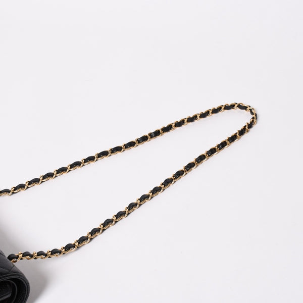 極美品 CHANEL シャネル マトラッセ23 Wフラップ Wチェーンショルダーバッグ 28番台 ココマーク キャビアスキン ブラック 中古 4a007112