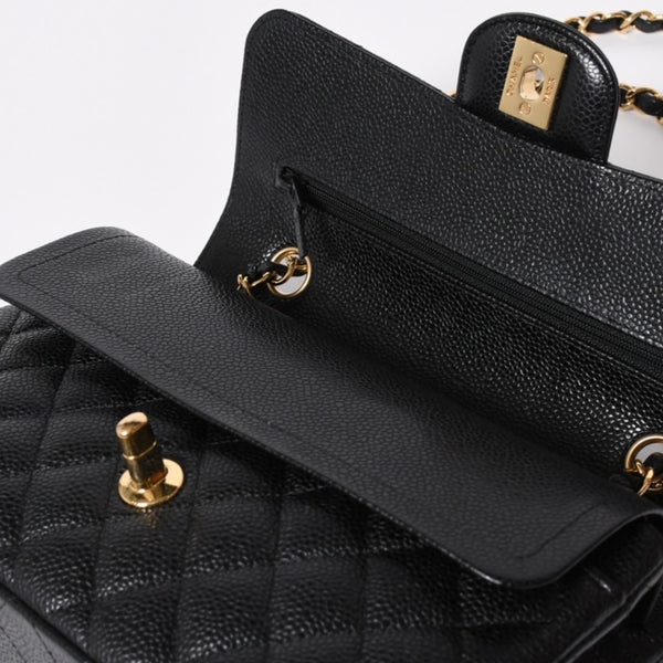 極美品 CHANEL シャネル マトラッセ23 Wフラップ Wチェーンショルダーバッグ 28番台 ココマーク キャビアスキン ブラック 中古 4a007112