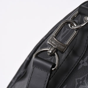極美品 LOUIS VUITTON ルイヴィトン キーポルバンドリエール45 M40569 モノグラムエクリプスキャンバス ブラック レザー 中古 4a007181