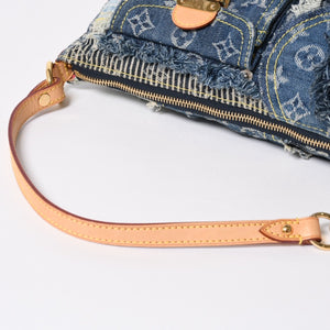 新品同様品 LOUISVUITTON ルイヴィトン パウチィ ワンショルダーバッグ M95382 パッチワーク モノグラムデニム ブルー 中古 4a006993