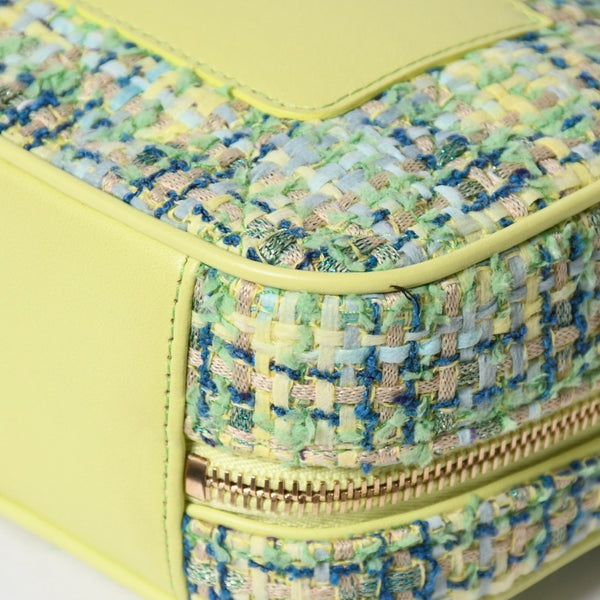 極美品 CHANEL シャネル CC Mania スモールカメラバッグ 27番台 ココマーク ライムグリーン マルチカラー ツイード ラムスキン ゴールド金具 中古 4a006953