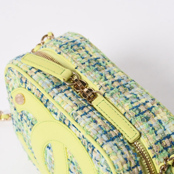 極美品 CHANEL シャネル CC Mania スモールカメラバッグ 27番台 ココマーク ライムグリーン マルチカラー ツイード ラムスキン ゴールド金具 中古 4a006953